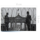 Magnet Berlin | Brandenburg Gate with barbed wire