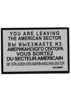 Magnet Berlin | You Are Leaving Sign