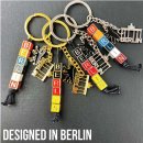 United1871 Schlüsselanhänger Berlin Buchstaben aus Metall GER silber